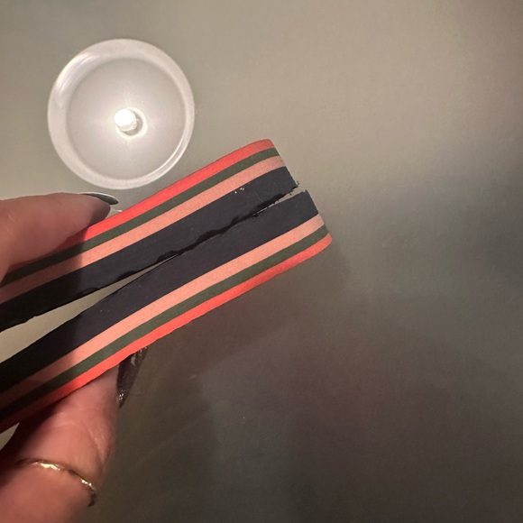 TORY BURCH, red leather thong sandal. - Picture 10 of 12